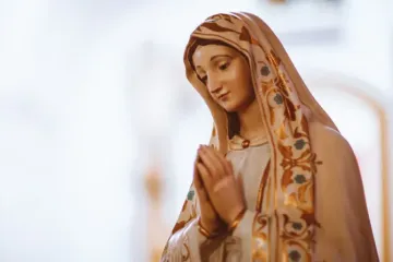 Imagem de Nossa Senhora.