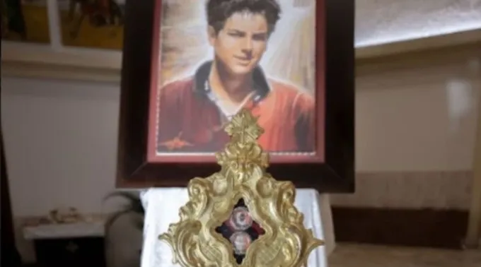 Relíquia do beato Carlo Acutis na igreja Sant'Angela Merici em Roma, 11 de outubro de 2021