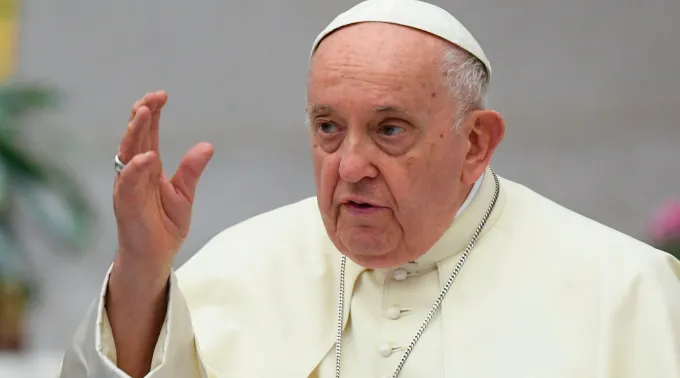 Papa Francisco no Sínodo da Sinodalidade em 5 de outubro de 2023. ?? 