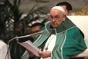 Papa Francisco na basílica de São Pedro em 29 de outubro de 2023