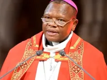 O presidente do Simpósio das Conferências Episcopais da África e Madagascar (SECAM, na sigla em inglês), dom Fridolin Ambongo.
