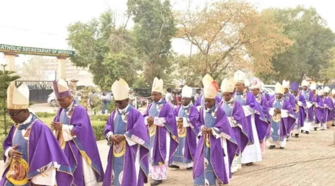Membros da Conferência Episcopal da Nigéria ?? 