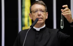 O presidente da Associação Pró-Vida de Anápolis, o padre Luiz Carlos Lodi da Cruz.