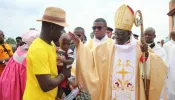 “Devemos dar prioridade à oração antes da ação”, diz cardeal Sarah a leigos em Camarões
