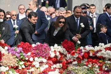 Homenagem a vítimas do genocídio armênio em Yerevan