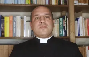 Padre Matthieu Raffray.