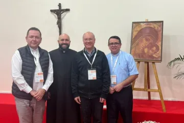 Padres brasileiros encontro internacional dos párocos