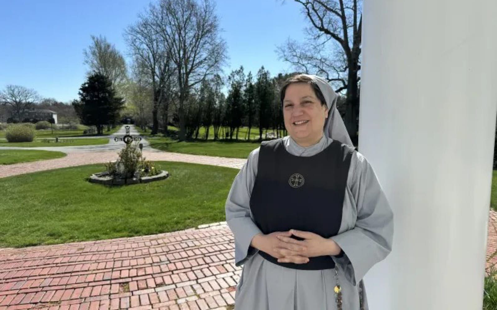  De jornalista a freira: A história da madre superiora que fundou uma congregação maronita nos EUA 