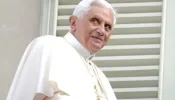 Cruz peitoral de Bento XVI furtada de Igreja na Alemanha ainda está desaparecida