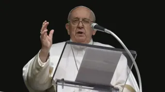 Papa Francisco fala da janela do Palácio Apostólico em 11 de fevereiro de 2024.