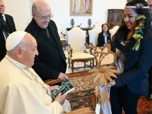 Papa Francisco recebe membros da Conferência Eclesial da Amazônia (CEAMA) e da Rede Eclesial Pan-Amazônica (REPAM) em audiência privada hoje (3) no Vaticano;