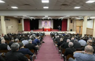 Papa Francisco fala a sacerdotes da diocese de Roma na Pontifícia Universidade Salesiana em 11 de junho de 2024.
