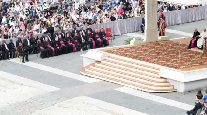 Audiência geral no Vaticano ?? 