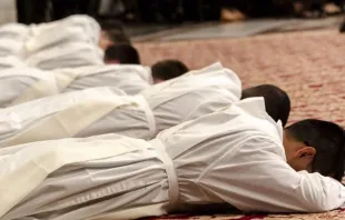 Ordenação sacerdotal. Imagem referencial.