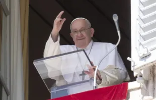 Papa Francisco em oração do Ângelus no Vaticano.