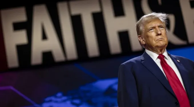 Donald Trump se prepara para fazer o discurso principal na Conferência de Políticas do Caminho para a Maioria da Faith & Freedom Coalition ?? 