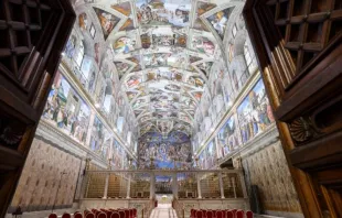 A importância do sigilo do conclave tornou-se ainda mais crucial atualmente.