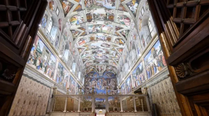 A importância do sigilo do conclave tornou-se ainda mais crucial atualmente ?? 