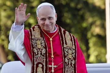 Leão XIV já está concedendo bênçãos apostólicas aos fiéis do mundo todo