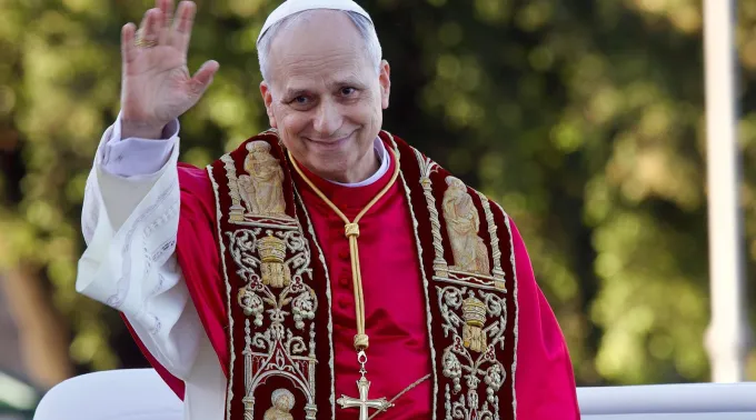 Leão XIV já está concedendo bênçãos apostólicas aos fiéis do mundo todo ?? 