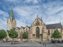 Catedral de Paderborn, Alemanha.