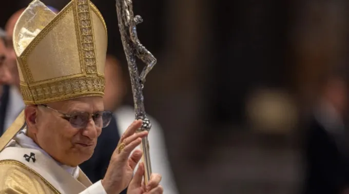 Papa Leão XIV saúda fiéis na basílica de São Pedro em 31 de maio de 2025 ?? 