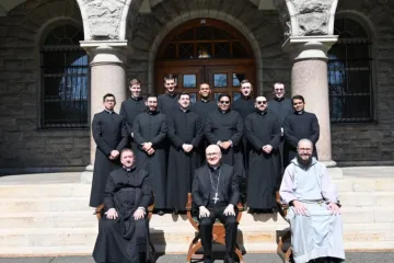 Turma de ordinandos de 2025 no Seminário St. Joseph em Yonkers