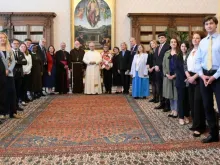 O papa Leão XIV recebeu ontem (5) no Vaticano pela primeira vez a Pontifícia Comissão para a Proteção dos Menores.