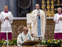 O papa Leão XIV celebrou hoje (9) uma missa na basílica de São Pedro, no Vaticano, por ocasião do Jubileu da Santa Sé, um dos eventos planejados para o Ano Santo de 2025.