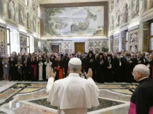 Papa Leão XIV saúda participantes do simpósio “Nicéia e a Igreja do Terceiro Milênio: Rumo à Unidade Católico-Ortodoxa”, no último sábado (7), em Roma.
