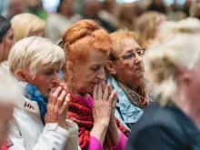 Cerca de 10 mil peregrinos se reuniram no santuário mariano nacional em Knock, Irlanda, no último fim de semana, para marcar o 40º aniversário do All Ireland Rosary Rally (Encontro do Rosário de Toda a Irlanda).