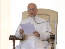 Papa Leão XIV discursa em audiência geral hoje (11) no Vaticano.