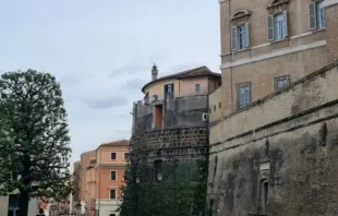 O Instituto para as Obras de Religião, comumente conhecido como Banco do Vaticano.