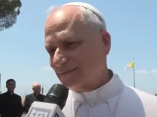 Leão XIV dá entrevista ontem (19) à televisão pública italiana.