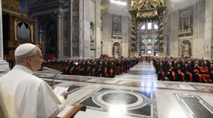 Leão XIV discursa a bispos reunidos para o Jubileu dos Bispos na basílica de São Pedro ?? 