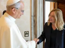 Papa Leão XIV recebe hoje (2) no Vaticano a primeira-ministra da Itália, Georgia Meloni.