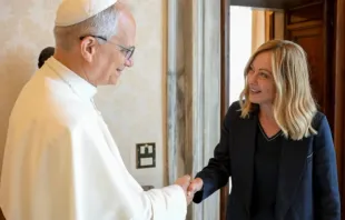 Papa Leão XIV recebe hoje (2) no Vaticano a primeira-ministra da Itália, Georgia Meloni.
