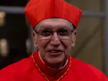 O arcebispo de Lima, Peru, cardeal Carlos Castillo, primaz do Peru.