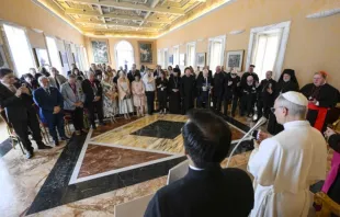 Papa Leão XIV hoje (17) com um grupo ecumênico dos EUA em Castel Gandolfo, Itália.