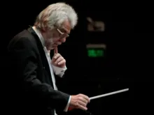 O maestro José Quezada Macchiavello.