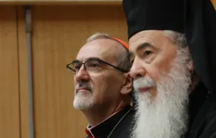 O patriarca latino de Jerusalém, cardeal Pierbattista Pizzaballa e o patriarca ortodoxo grego de Jerusalém, Teófilo III, fazem uma entrevista coletiva hoje (20) em Jerusalém.