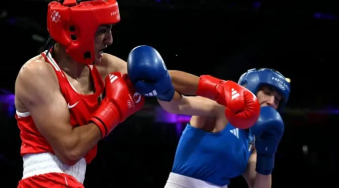 Imane Khelif dá um soco em Angela Carini em luta de boxe feminina na Olimpíada Paris 2024 ?? 