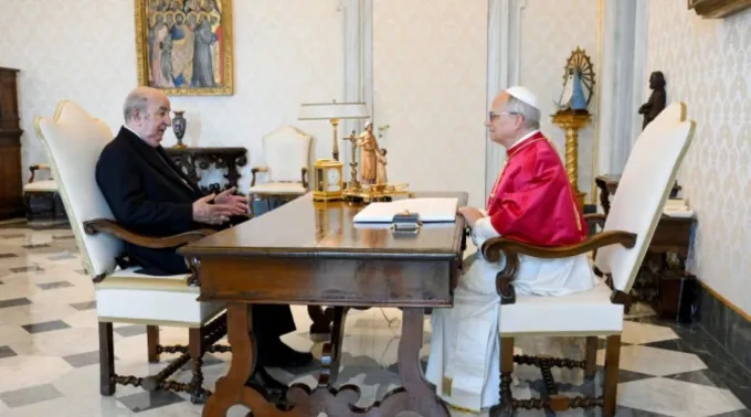 Leão XIV recebe Abdelmadjid Tebboune no Vaticano em 25 de julho de 2025 ?? 