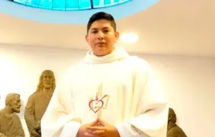 Padre Carlos Saúl Jaimes.