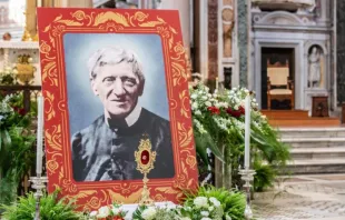 Relíquia de são João Henrique Newman presente na missa de ação de graças por sua canonização, na basílica de São João de Latrão, em Roma, em 14 de outubro de 2019.