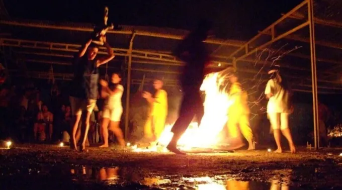 Dança ritual na montanha de Sorte, na Venezuela ?? 