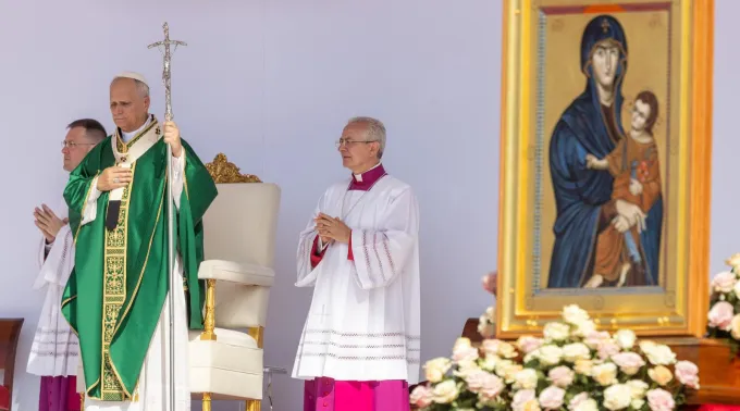 Leão XIV em missa  na Universidade Tor Vergata em 4 de agosto de 2025 ?? 