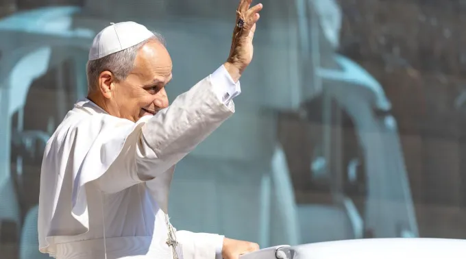 Leão XIV em audiência geral no Vaticano em 6 de agosto de 2025 ?? 