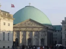 Catedral de Santa Edwiges em Berlim, Alemanha.