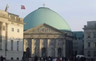 Catedral de Santa Edwiges em Berlim, Alemanha.